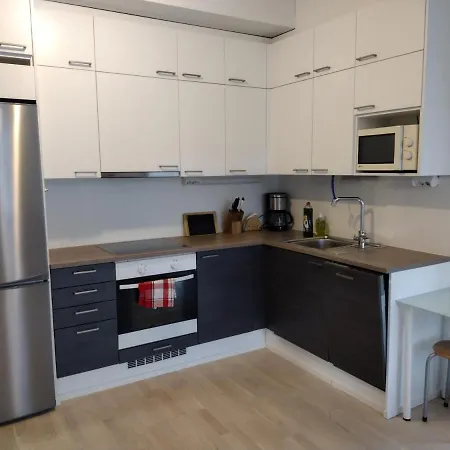 Helsinki Yksityinen-private-частный In Shared Flat Among Centre-university-bustrainstation *